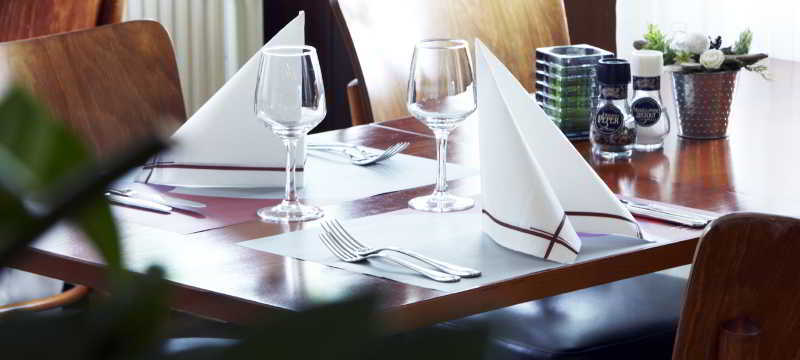 Campanile Hotel & Restaurant Arnhem - Зевенар Экстерьер фото